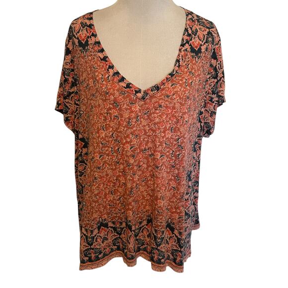 Lucky Brand Floral Tee Womens Size 1X Salmon V-Neck Modal Cotton Boho Knit Top - Picture 1 of 7